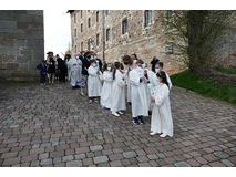 Feier der 1. Heiligen Kommunion in Sankt Crescentius (Foto: Karl-Franz Thiede)